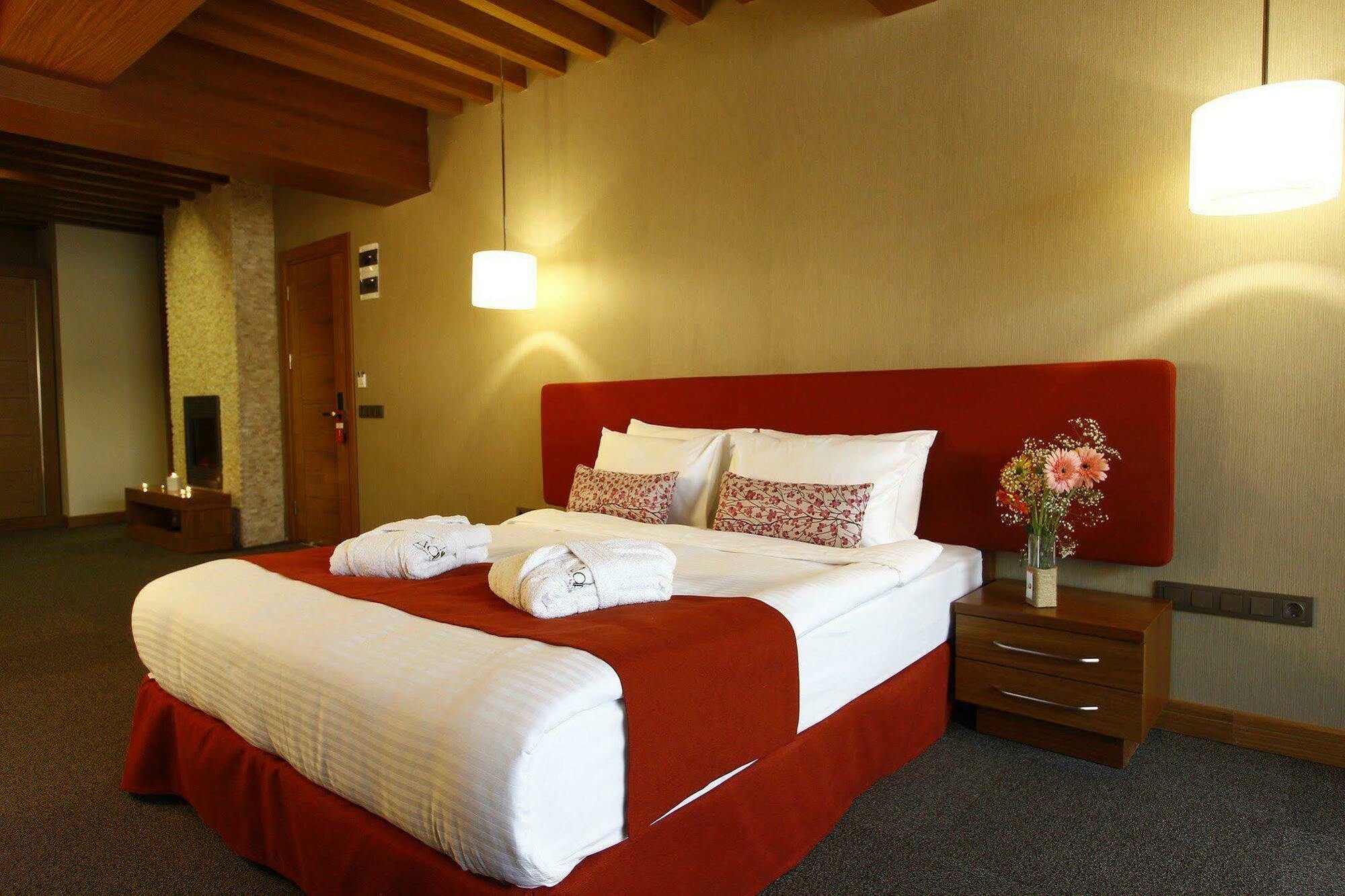 Abant Aden Boutique Hotel & Spa ภายนอก รูปภาพ